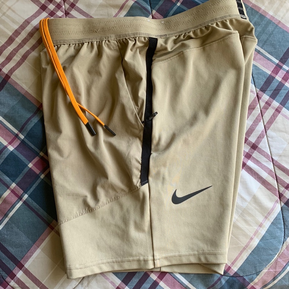 Nike flex tech pack short